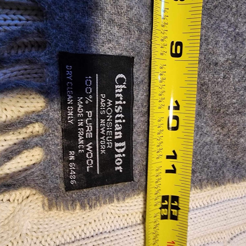 vintage Christian Dior wool Fringe scarf - Picture 4 of 4